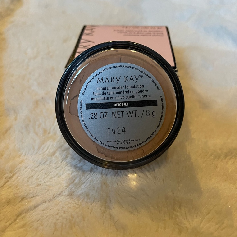 Mary Kay Mineral Powder Foundation